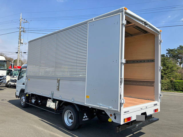 三菱ふそうキャンターアルミウイング小型（2t・3t）[写真15]