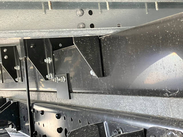 三菱ふそうキャンターアルミウイング小型（2t・3t）[写真23]