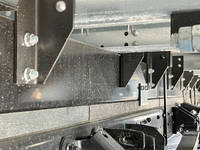 三菱ふそうキャンターアルミウイング小型（2t・3t）[写真24]