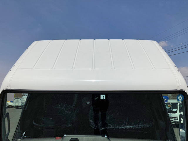 三菱ふそうキャンターアルミウイング小型（2t・3t）[写真31]