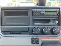 三菱ふそうキャンターアルミウイング小型（2t・3t）[写真35]