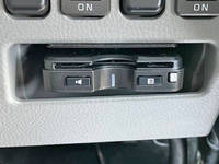 三菱ふそうキャンターアルミウイング小型（2t・3t）[写真37]