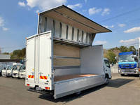 三菱ふそうキャンターアルミウイング小型（2t・3t）[写真09]