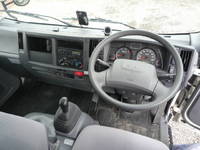 いすゞエルフアルミバン小型（2t・3t）[写真28]