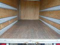 いすゞエルフアルミバン小型（2t・3t）[写真09]