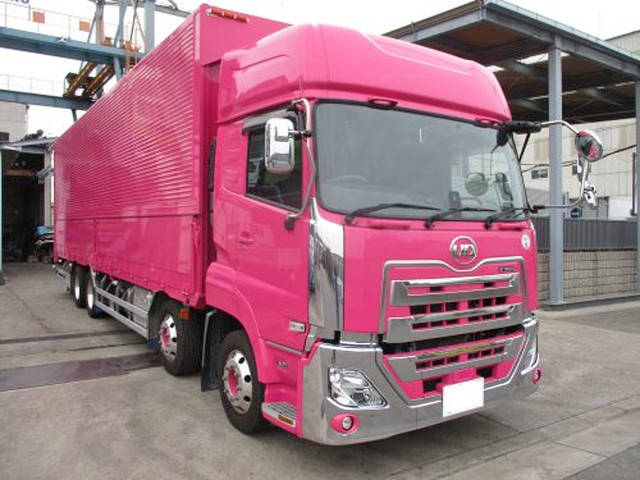 UDトラックスクオンアルミウイング大型（10t）[写真03]