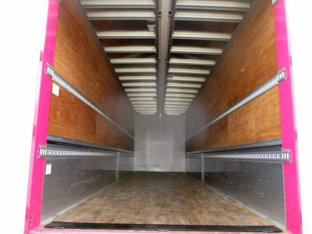 UDトラックスクオンアルミウイング大型（10t）[写真06]