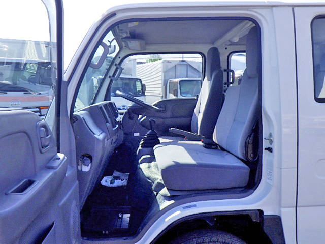 マツダタイタンダブルキャブ（Wキャブ）小型（2t・3t）[写真09]