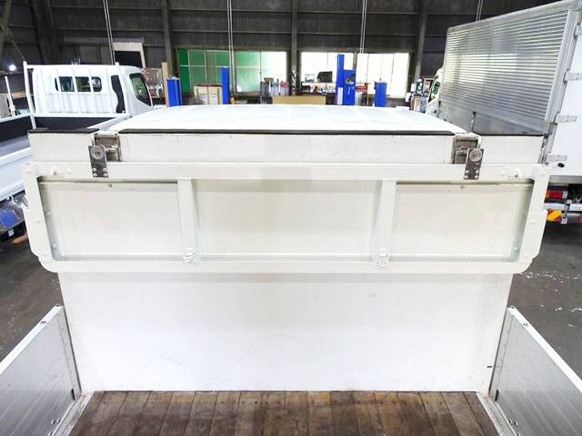 三菱ふそうキャンターアルミブロック小型（2t・3t）[写真12]