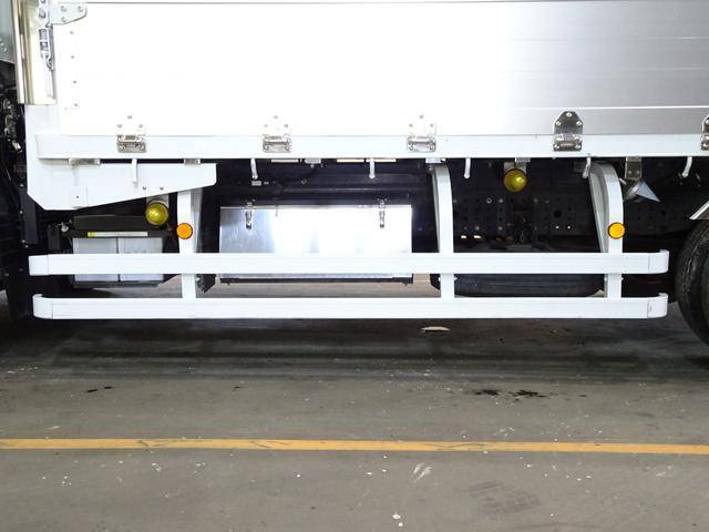 三菱ふそうキャンターアルミブロック小型（2t・3t）[写真21]