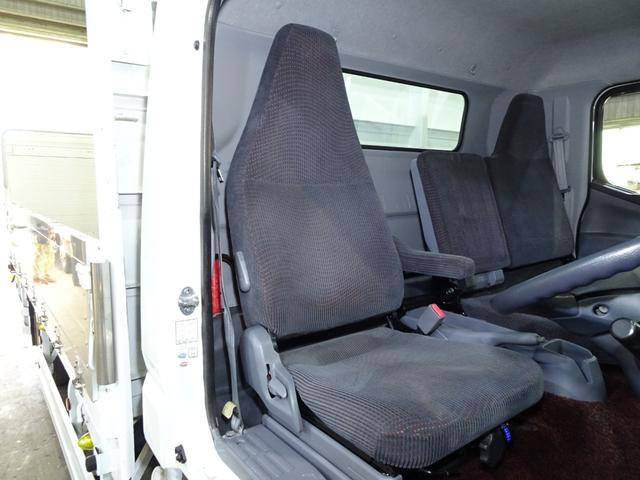 三菱ふそうキャンターアルミブロック小型（2t・3t）[写真28]