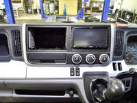 三菱ふそうキャンターアルミブロック小型（2t・3t）[写真31]