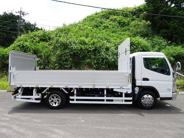 三菱ふそうキャンターアルミブロック小型（2t・3t）[写真06]