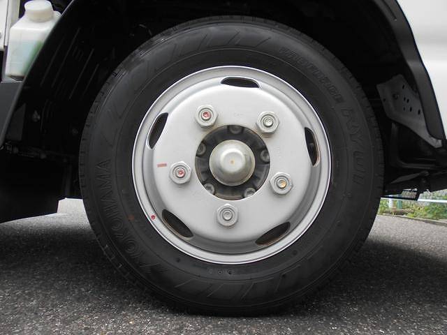 日産アトラス平ボディ小型（2t・3t）[写真18]