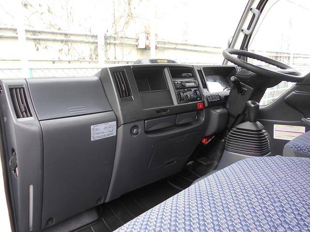 日産アトラス平ボディ小型（2t・3t）[写真22]