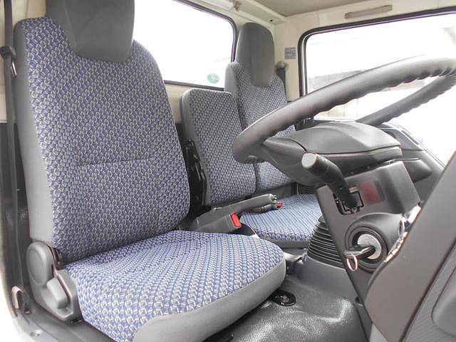 日産アトラス平ボディ小型（2t・3t）[写真23]