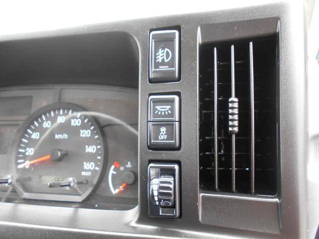 日産アトラス平ボディ小型（2t・3t）[写真28]