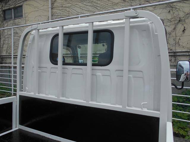 日産アトラス平ボディ小型（2t・3t）[写真09]