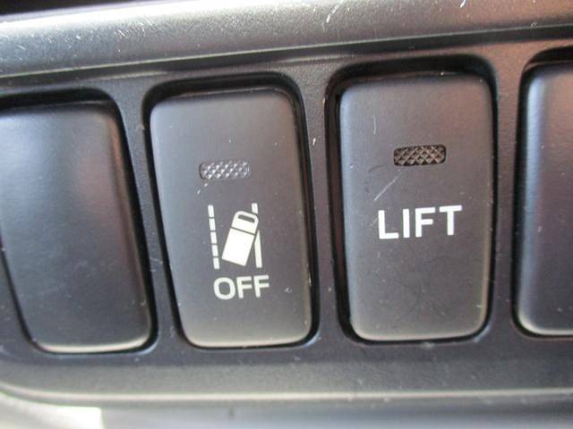 トヨタトヨエース平ボディ小型（2t・3t）[写真12]