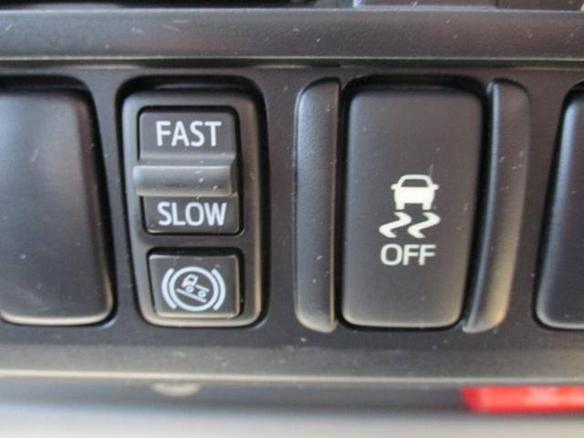 トヨタトヨエース平ボディ小型（2t・3t）[写真13]