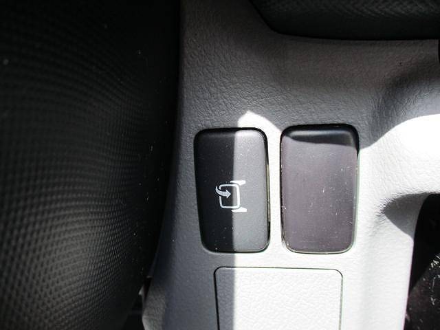 トヨタトヨエース平ボディ小型（2t・3t）[写真15]