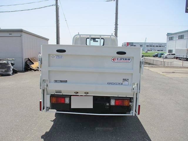 トヨタトヨエース平ボディ小型（2t・3t）[写真04]