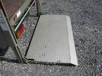 三菱ふそうキャンター平ボディ小型（2t・3t）[写真11]