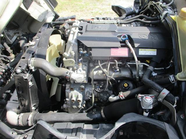 三菱ふそうキャンター平ボディ小型（2t・3t）[写真19]