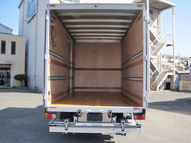 日野デュトロアルミバン小型（2t・3t）[写真04]