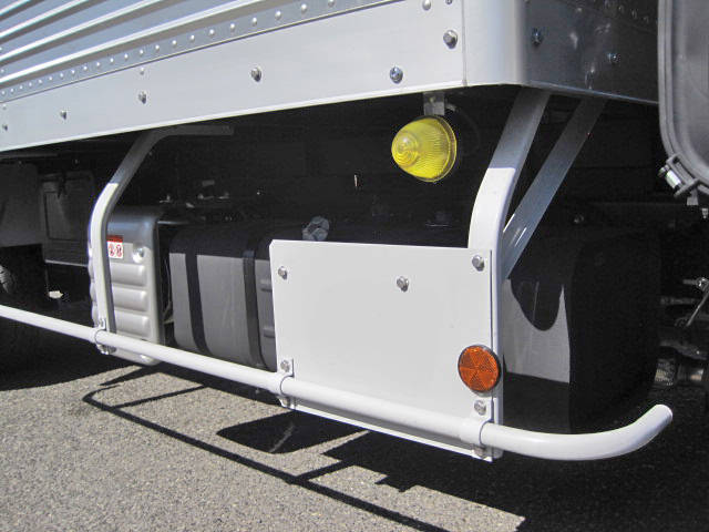 日野デュトロアルミバン小型（2t・3t）[写真06]