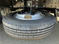 三菱ふそうキャンター平ボディ小型（2t・3t）[写真16]