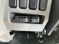 三菱ふそうキャンター平ボディ小型（2t・3t）[写真24]