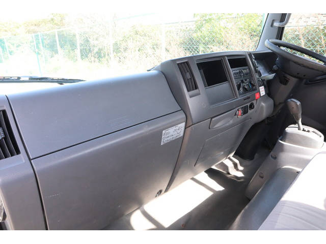 いすゞエルフ平ボディ小型（2t・3t）[写真37]