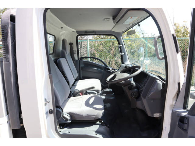 いすゞエルフ平ボディ小型（2t・3t）[写真09]