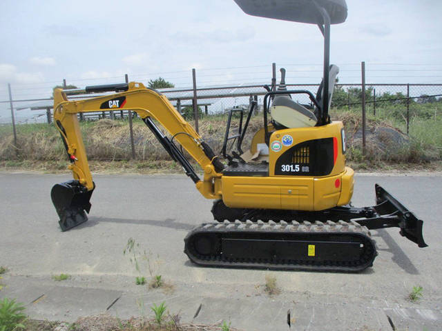 CATミニユンボ（ミニバックホー）[写真04]