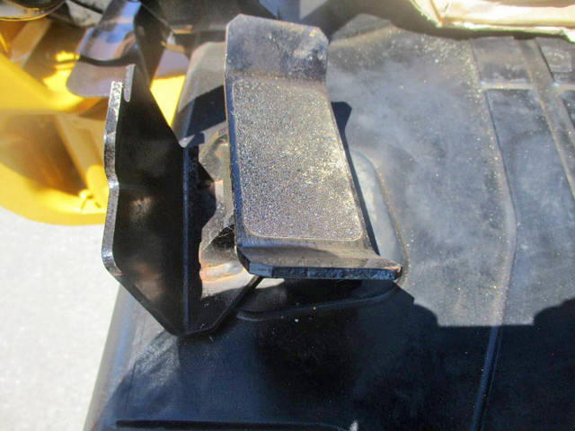 CATミニユンボ（ミニバックホー）[写真09]