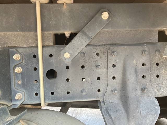 三菱ふそうキャンター平ボディ小型（2t・3t）[写真23]