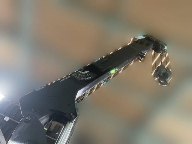 いすゞエルフクレーン3段小型（2t・3t）[写真13]