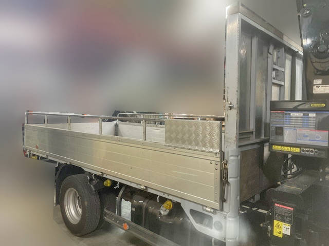 いすゞエルフクレーン3段小型（2t・3t）[写真08]