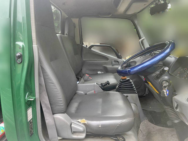 日野デュトロパッカー車（塵芥車）小型（2t・3t）[写真19]