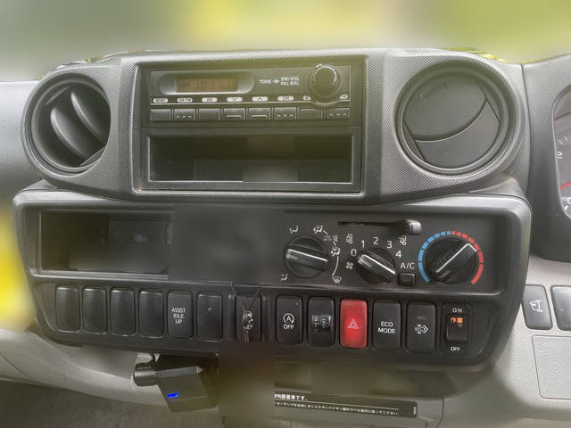 日野デュトロパッカー車（塵芥車）小型（2t・3t）[写真22]