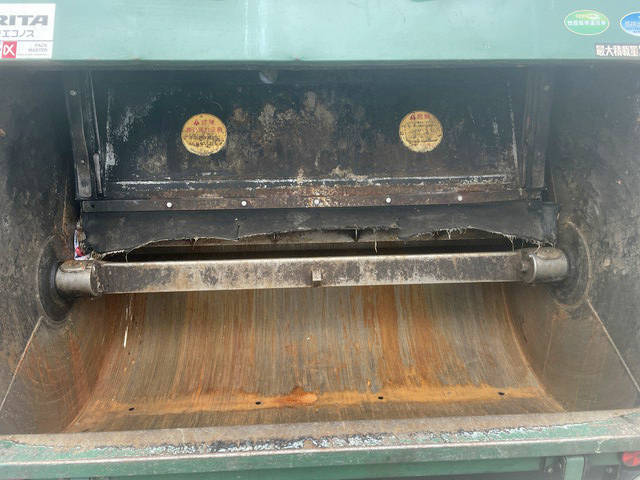 日野デュトロパッカー車（塵芥車）小型（2t・3t）[写真08]