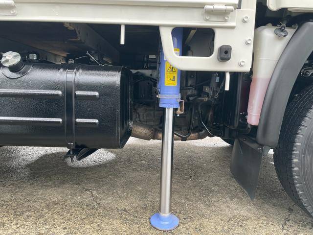 日野デュトロクレーン付小型（2t・3t）[写真11]