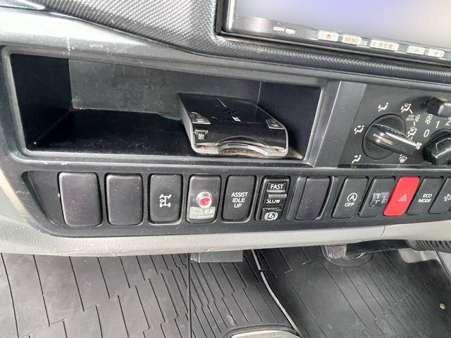 日野デュトロクレーン付小型（2t・3t）[写真25]