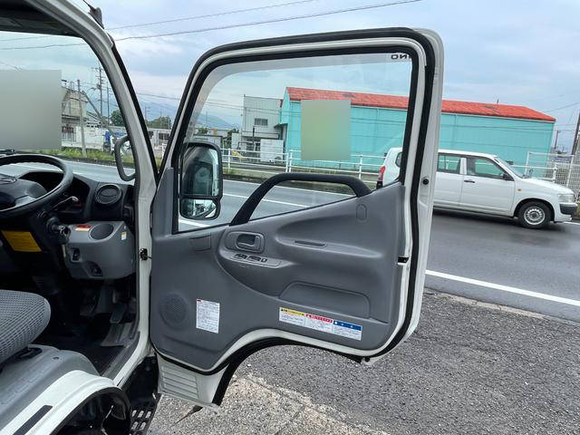 日野デュトロクレーン付小型（2t・3t）[写真29]