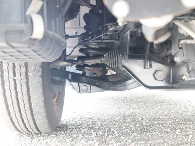 三菱ふそうキャンター平ボディ小型（2t・3t）[写真20]