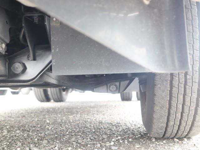 三菱ふそうキャンター平ボディ小型（2t・3t）[写真21]