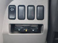 三菱ふそうキャンター平ボディ小型（2t・3t）[写真33]