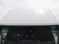 三菱ふそうキャンター平ボディ小型（2t・3t）[写真08]