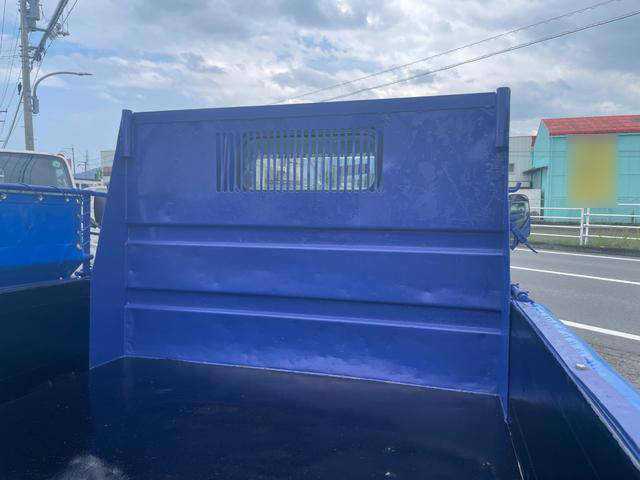 三菱ふそうキャンターダンプ小型（2t・3t）[写真09]